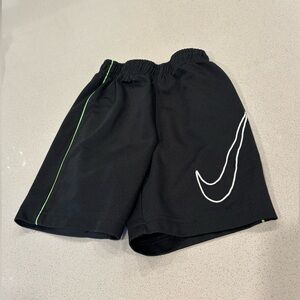 Toddler boy nike active shorts